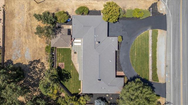 190 W San Martin Avenue, San Martin CA: https://media.crmls.org/mediaz/9398e8fe-7acf-42c2-aeec-6972fe370a78.jpg
