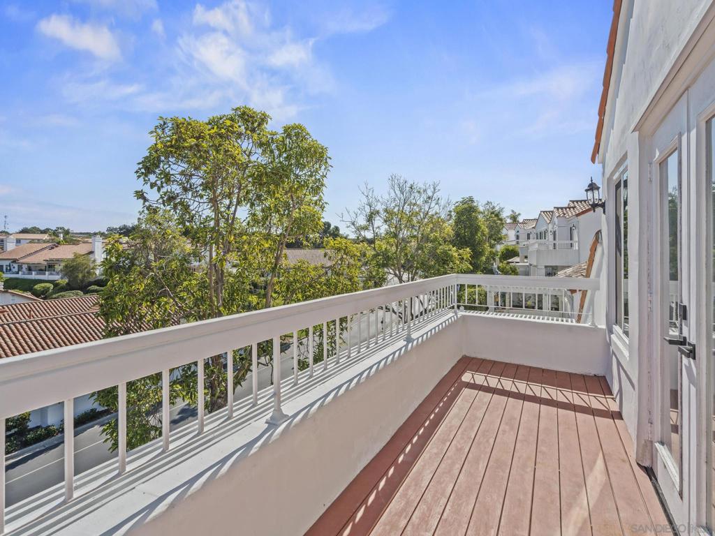 MLS #250043606SD image #40