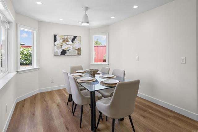 718 Lockwood Place, Oceanside CA: https://media.crmls.org/mediaz/939a1c19-931a-482f-b4d2-c469059279c8.jpg