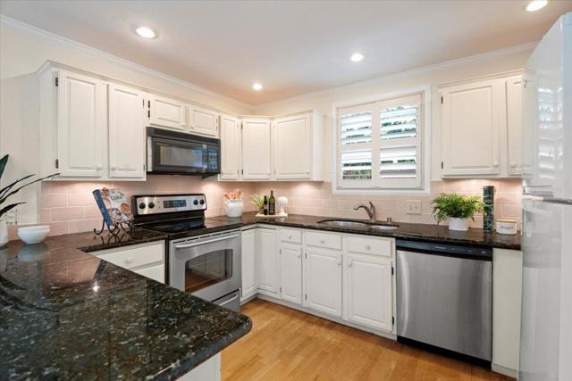1788 Ellen Avenue, San Jose CA: https://media.crmls.org/mediaz/939b083a-bd15-4991-85af-3e0baab439fb.jpg