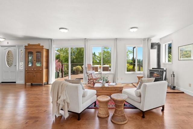 7919 Empire Grade, Santa Cruz CA: https://media.crmls.org/mediaz/939b494c-68b6-40b9-9a6b-d06643b4b7bf.jpg