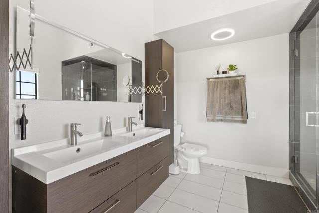 Detail Gallery Image 36 of 71 For 9309 Hillside, Spring Valley,  CA 91977 - 6 Beds | 5 Baths