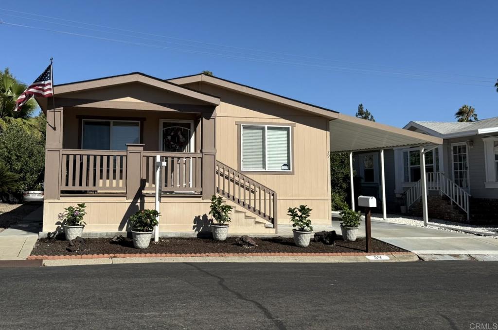 525 W El Norte Parkway #39