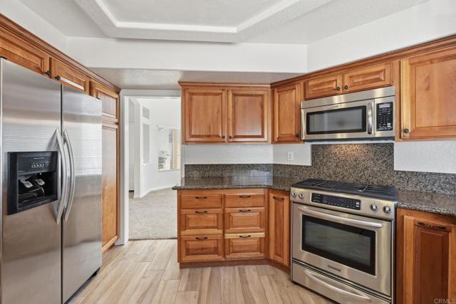 Detail Gallery Image 24 of 71 For 1351 Graham Pl, Escondido,  CA 92026 - 4 Beds | 2/1 Baths