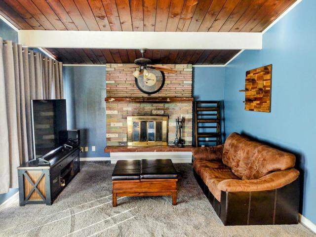 1714 Luxton Street, Seaside CA: https://media.crmls.org/mediaz/939e099a-14c2-4848-999c-b5dc00a35c06.jpg
