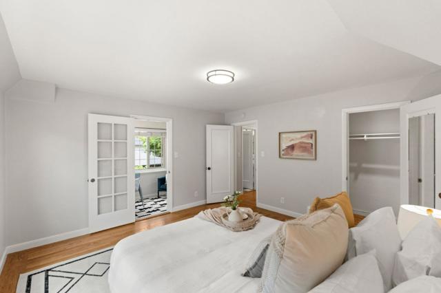 796 Willborough, Burlingame CA: https://media.crmls.org/mediaz/939efe33-6d6e-4838-a9f1-7a5f7a474cf4.jpg