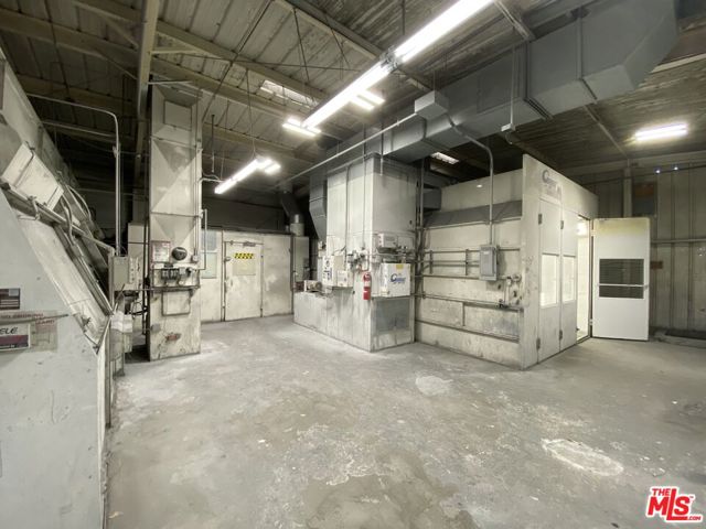  Commercial for Sale in North Hollywood, California
