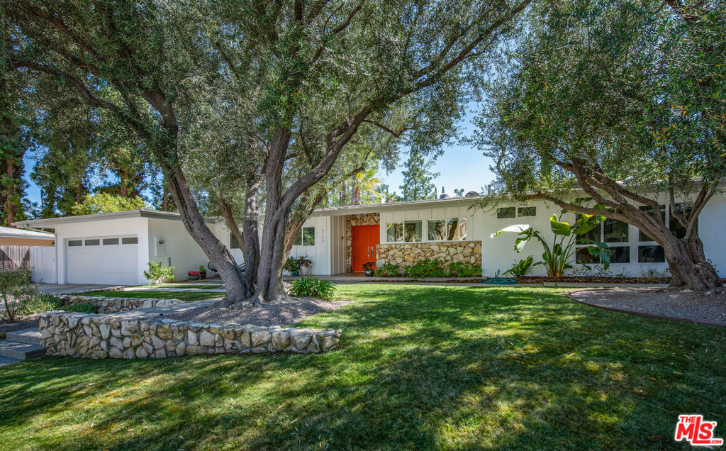 MLS #26885019 image #1