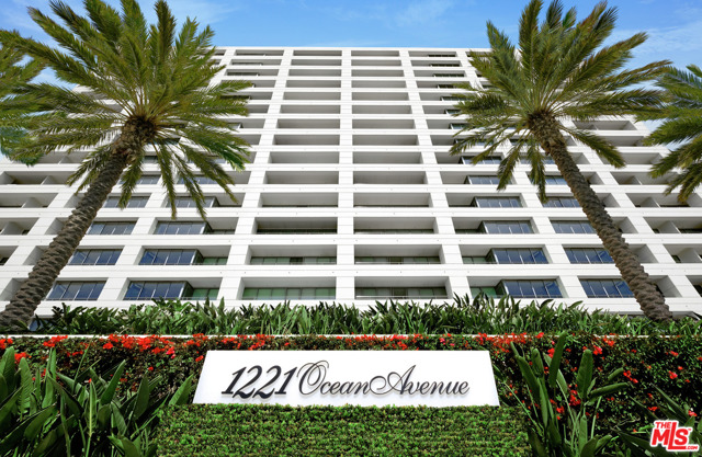 1221 OCEAN Avenue 206 Santa Monica, California