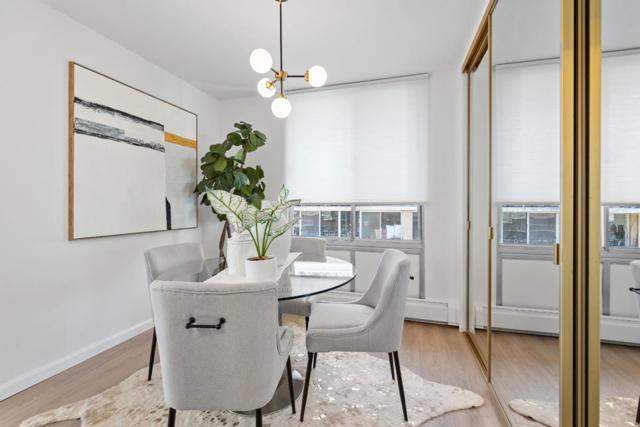 300 Davey Glen Road, Belmont CA: https://media.crmls.org/mediaz/93a02670-268b-4154-8e39-4b5ca896518a.jpg