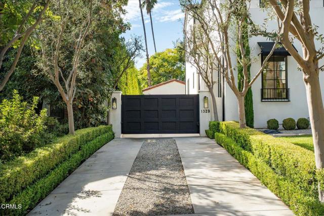 Detail Gallery Image 65 of 76 For 1329 Campbell St, Glendale,  CA 91207 - 4 Beds | 6 Baths