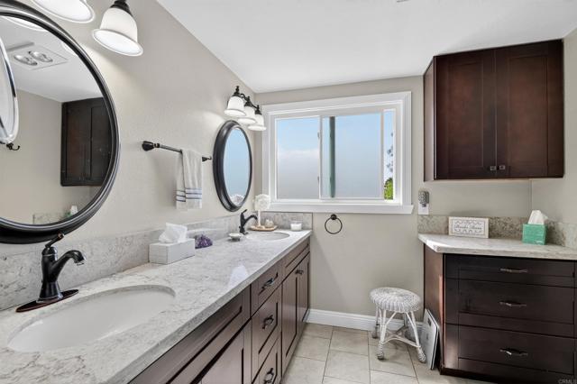 Detail Gallery Image 17 of 30 For 3621 S Vista Campana #102,  Oceanside,  CA 92057 - 2 Beds | 2 Baths