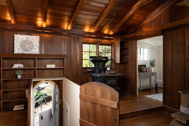 0 Crespi 2 NE of Flanders Way, Carmel CA: https://media.crmls.org/mediaz/93a161aa-1362-4499-9388-ee57cdfb0908.jpg