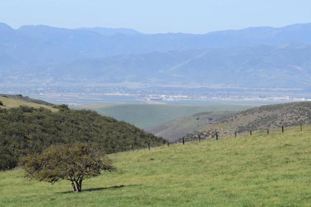 54800 Lonoak Road, King City CA: https://media.crmls.org/mediaz/93a235ca-b1e4-4a03-ab56-7a9eda7d131c.jpg