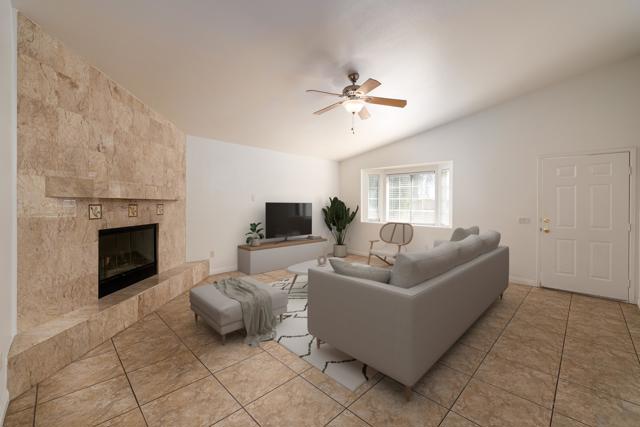 53215 Avenida Alvarado, La Quinta CA: https://media.crmls.org/mediaz/93a2dbc1-cd07-422d-b4bd-154f267168b7.jpg