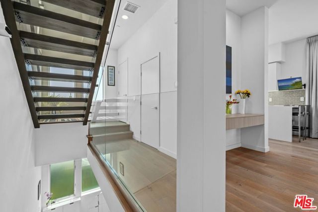 3623 1/2 S Centinela Avenue, Los Angeles CA: https://media.crmls.org/mediaz/93a32831-f7dd-4e82-ab98-8dba16e2d7fe.jpg