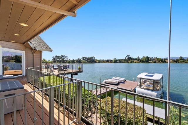 345 Cutter Lane, Watsonville CA: https://media.crmls.org/mediaz/93a376e3-ed9b-475f-987d-c7ac78d4bc6a.jpg