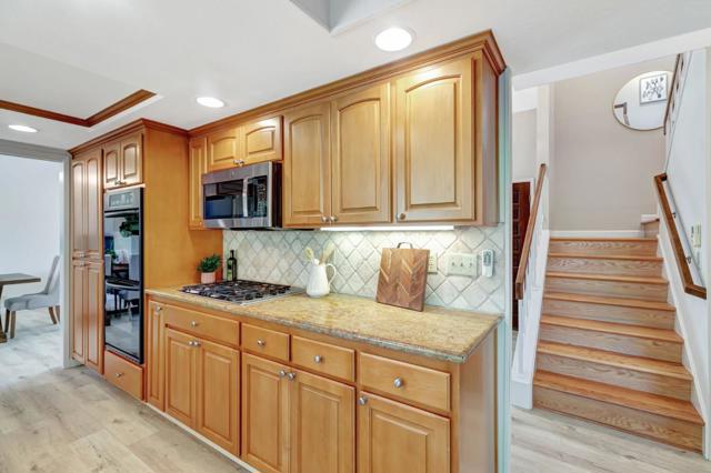 6508 Circle Hill Drive, San Jose CA: https://media.crmls.org/mediaz/93a37e21-c6ee-4f1d-aa3d-1dd856ac1acb.jpg