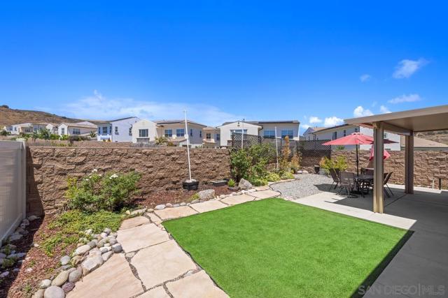 9008 Trailridge Ave, Santee CA: https://media.crmls.org/mediaz/93a3a107-cb18-45bb-a9d2-84f3a9f4c0f6.jpg