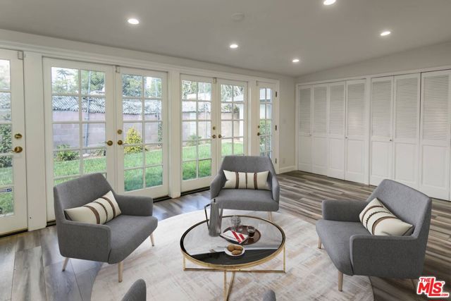 5332 Goodland Avenue, Valley Village CA: https://media.crmls.org/mediaz/93a4c8fb-2dcc-4b3d-b269-e95bcd9420aa.jpg