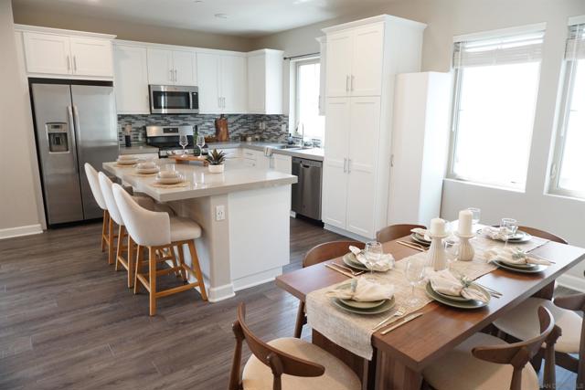 11001 Logan Way, San Diego CA: https://media.crmls.org/mediaz/93a701c4-7156-4f0a-ab11-4476ed518716.jpg