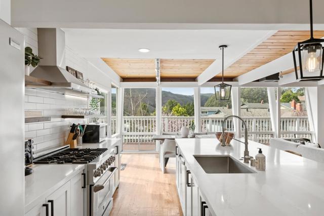 1 Sequoia Way, Pacifica CA: https://media.crmls.org/mediaz/93a7b1f7-ce1a-4fd8-a44c-2416daa2aea8.jpg
