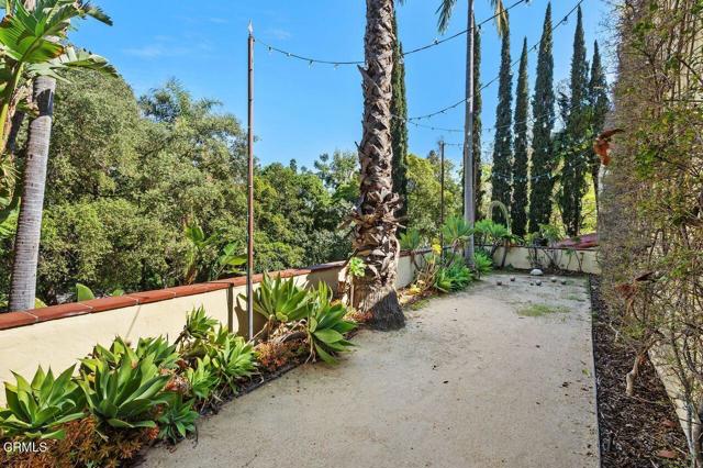 Detail Gallery Image 31 of 40 For 200 Fern Dr, Pasadena,  CA 91105 - 5 Beds | 6/2 Baths