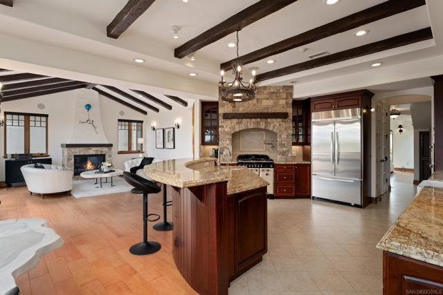 1045 Van Nuys St., San Diego CA: https://media.crmls.org/mediaz/93a8e9a4-1277-4598-b749-7a2ee86dac4d.jpg