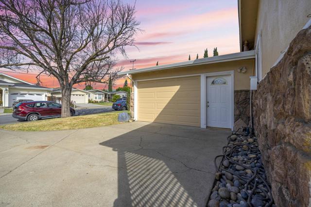 41235 Norman Court, Fremont CA: https://media.crmls.org/mediaz/93a966c8-4b3a-4155-9d33-1ad18c24165d.jpg