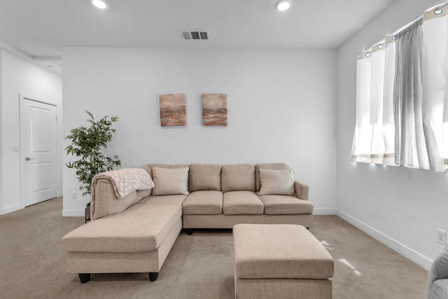 35469 Cortesia Way, Palm Desert CA: https://media.crmls.org/mediaz/93a98c40-aa12-4eca-9751-95f7bf9b0e57.jpg