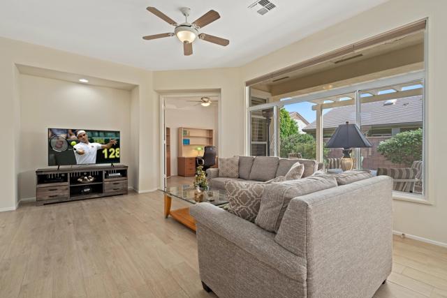 78270 Quail Run, Palm Desert CA: https://media.crmls.org/mediaz/93aa67c1-a8f5-4a9b-b7a1-0cea671399c8.jpg
