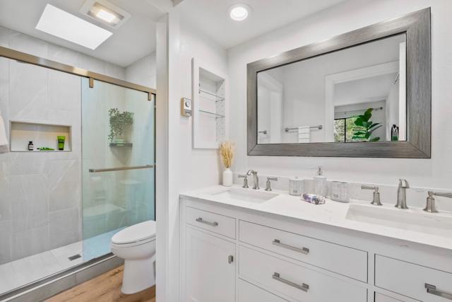 496 W Charleston Road, Palo Alto CA: https://media.crmls.org/mediaz/93aca60a-3114-4fe1-815c-d71dd562dca9.jpg