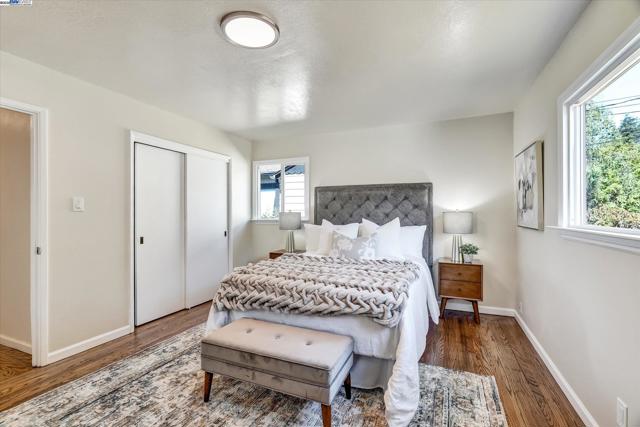 1551 Merced St, Richmond CA: https://media.crmls.org/mediaz/93ad24e9-8529-4117-8f17-1e9503930750.jpg
