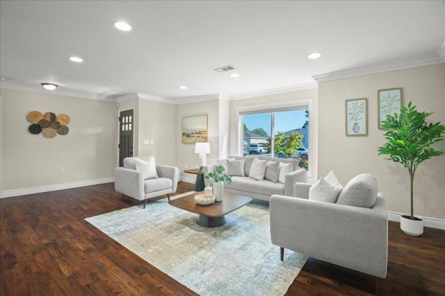 180 Maro Drive, San Jose CA: https://media.crmls.org/mediaz/93ae56a2-0e31-4039-b718-03e2efd0b506.jpg