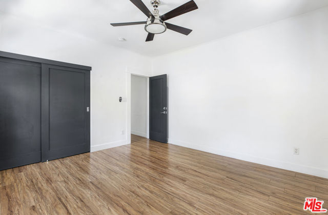 1404 Maltman Avenue, Los Angeles CA: https://media.crmls.org/mediaz/93ae7b03-515c-484f-8880-be9b4d5e6f17.jpg