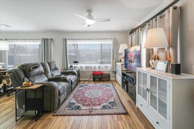 39564 Ciega Creek Drive, Palm Desert CA: https://media.crmls.org/mediaz/93af044a-7ba1-4791-8a0c-c987d394dad7.jpg