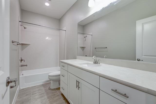 4053 Clare Street, Dublin CA: https://media.crmls.org/mediaz/93af1510-dca7-4015-9dcb-5ffc663d72af.jpg