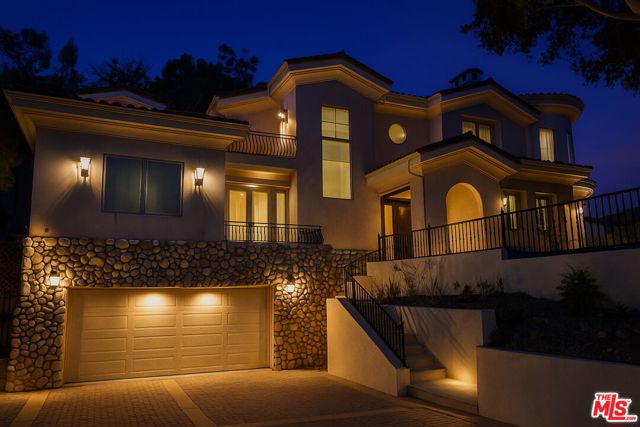 868 Braewood Court, South Pasadena CA: https://media.crmls.org/mediaz/93af9f2d-eb29-4602-9210-0de3f77dafbe.jpg