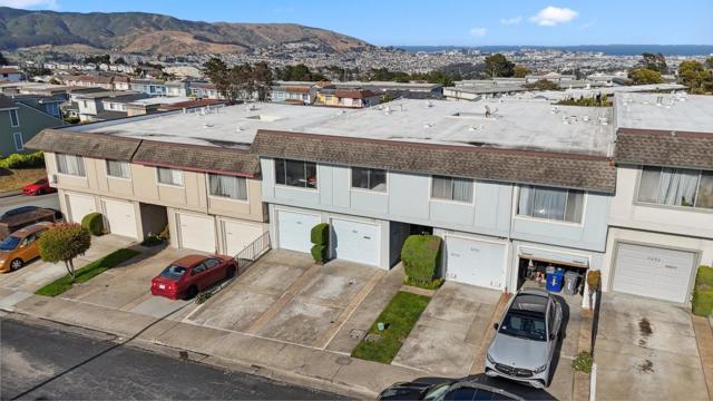 3860 Fairfax Way, South San Francisco CA: https://media.crmls.org/mediaz/93b04611-ad2d-447c-8f0a-a4b0005076a6.jpg