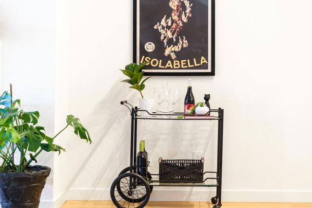 318 Soquel Avenue, Santa Cruz CA: https://media.crmls.org/mediaz/93b084d4-3a8a-4048-b101-347958bc2320.jpg