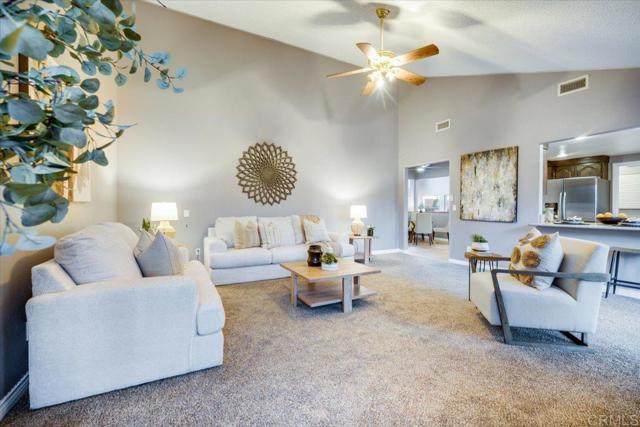 Detail Gallery Image 8 of 36 For 23622 Springwood, Ramona,  CA 92065 - 4 Beds | 3 Baths