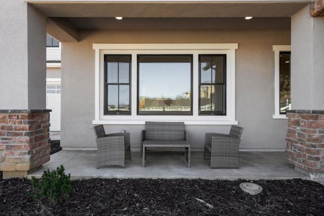 Image 44 of 65 For 8014 Kingbird Ct