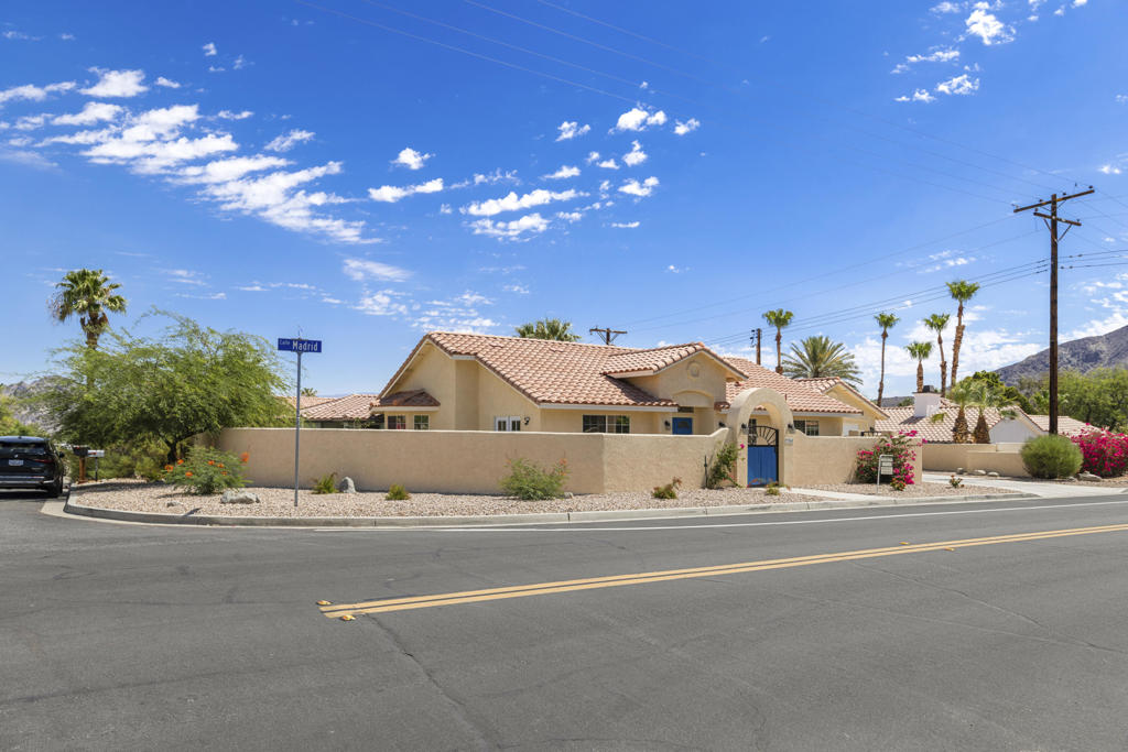 MLS #219149397DA image #2