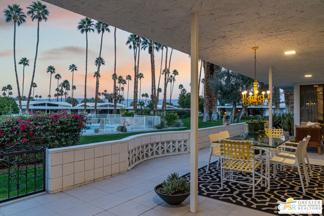 2324 Camino Vida, Palm Springs, CA 92264