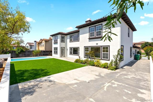 1120 Championship Rd, Oceanside CA: https://media.crmls.org/mediaz/93b52d9f-5109-4bac-9fc7-c7b69b2530ee.jpg