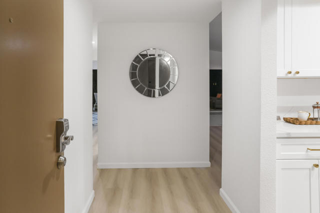49091 Washington Street, La Quinta CA: https://media.crmls.org/mediaz/93b54dbe-2db7-4974-8e9c-cc6300325bbc.jpg