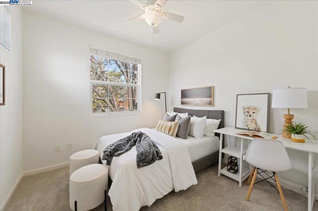 3989 Strafford Ct, Dublin CA: https://media.crmls.org/mediaz/93b594ac-7ace-4489-89eb-3e968d1adbc2.jpg