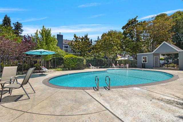 1096 Prevost Court, San Jose CA: https://media.crmls.org/mediaz/93b5aa92-4bc6-4893-b4b7-06ddff82bee9.jpg