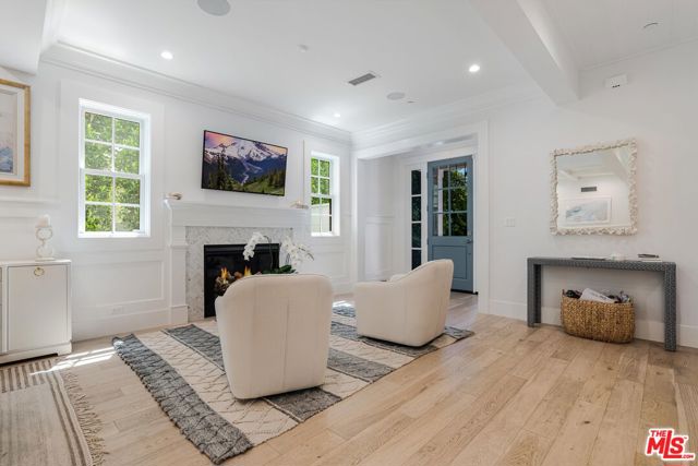 830 Fiske Street photo 3