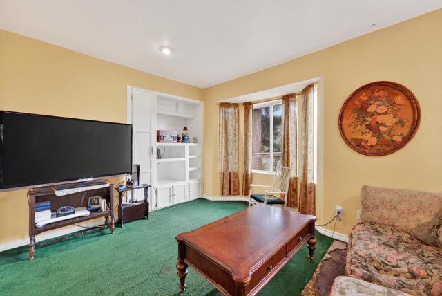 885 Larkin Valley Road, Watsonville CA: https://media.crmls.org/mediaz/93b7704b-21f5-4afd-b8a1-c34b80838632.jpg